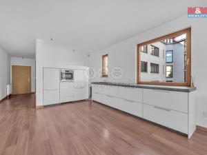 Prodej bytu 3+kk, Pardubice - Bílé Předměstí, Husova, 106 m2