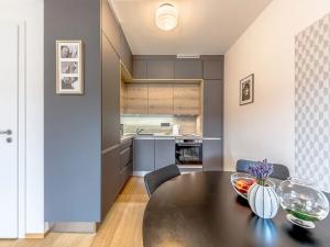 Pronájem bytu 2+kk, Praha - Modřany, Vrátnická, 54 m2