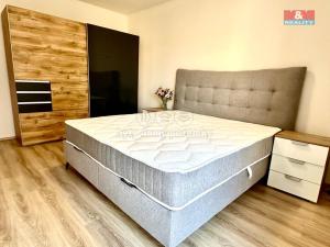 Pronájem bytu 3+kk, Praha - Letňany, Škrábkových, 84 m2