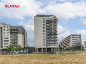 Pronájem bytu 3+kk, Praha - Strašnice, Zvěřinova, 96 m2