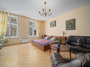 Prodej bytu 3+1, Praha - Karlín, Sokolovská, 94 m2