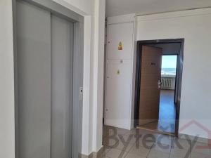 Pronájem bytu 2+kk, Praha - Kamýk, Cílkova, 43 m2
