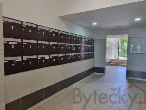 Pronájem bytu 2+kk, Praha - Kamýk, Cílkova, 43 m2