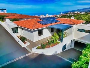 Prodej vily, Puerto de la Cruz, Španělsko, 341 m2
