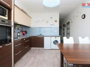 Prodej bytu 3+1, Hradec Králové - Nový Hradec Králové, třída Edvarda Beneše, 92 m2