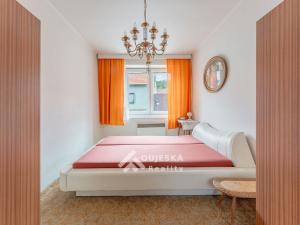 Prodej restaurace, Lhota Rapotina, 129 m2