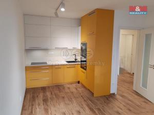 Pronájem bytu 2+kk, Pardubice - Zelené Předměstí, Smilova, 57 m2