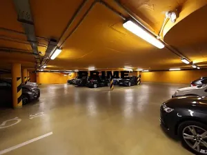 Pronájem bytu 4+kk, Praha - Smíchov, Štefánikova, 147 m2