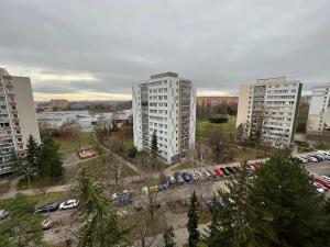 Pronájem bytu 3+kk, Praha - Prosek, Jablonecká, 76 m2