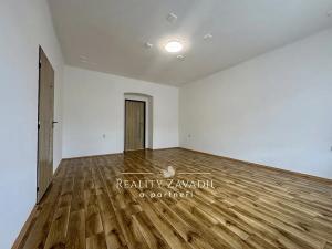 Prodej bytu 3+1, Česká Ves, Jánského, 92 m2