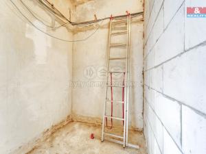 Pronájem obchodního prostoru, Borovy, 168 m2