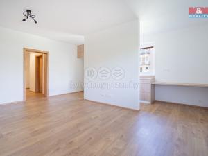 Pronájem bytu 1+kk, Trhové Sviny, Za Pilou, 40 m2