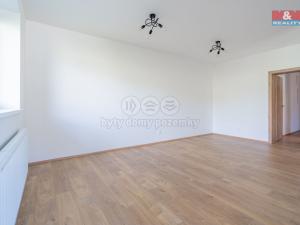 Pronájem bytu 1+kk, Trhové Sviny, Za Pilou, 40 m2