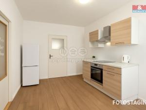 Prodej rodinného domu, Jesenice, Žatecká, 219 m2