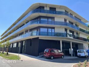 Prodej obchodního prostoru, Hradec Králové, 21 m2