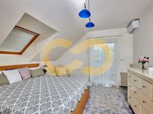 Prodej rodinného domu, Sulice, K Lukám, 168 m2