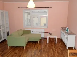 Pronájem bytu 2+kk, Praha - Žižkov, V domově, 50 m2