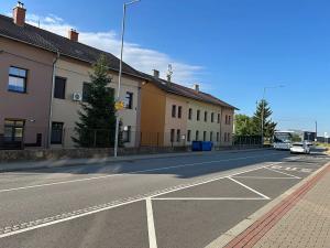 Pronájem bytu 2+1, Staré Město, Nádražní, 55 m2