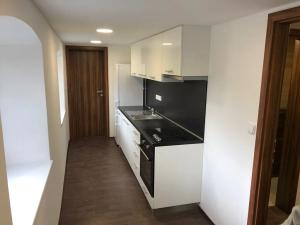 Pronájem bytu 2+kk, Liberec, nám. Soukenné, 48 m2