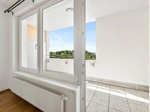 Pronájem bytu 1+kk, Praha - Horní Měcholupy, Mantovská, 40 m2