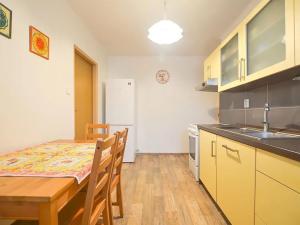 Pronájem bytu 3+1, Přelouč, Československé armády, 76 m2