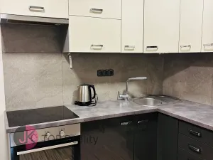 Pronájem bytu 1+1, Praha - Kobylisy, Uzavřená, 42 m2
