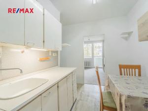Prodej bytu 2+kk, Praha - Prosek, Litvínovská, 40 m2