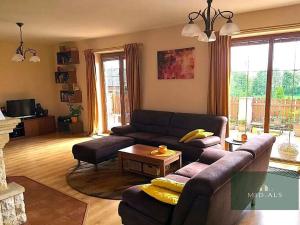 Prodej rodinného domu, Kvíčovice, 340 m2