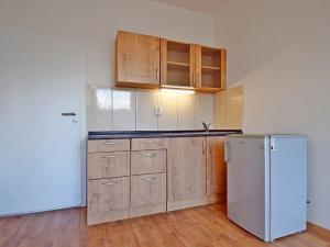 Pronájem bytu 1+kk, Praha - Hostivař, Hornoměcholupská, 24 m2