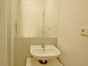 Pronájem bytu 1+kk, Praha - Hostivař, Hornoměcholupská, 24 m2