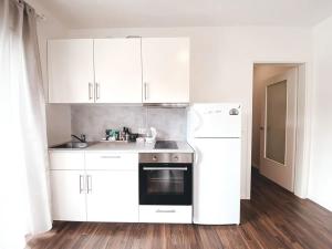 Pronájem bytu 1+kk, Praha - Libeň, Novovysočanská, 31 m2