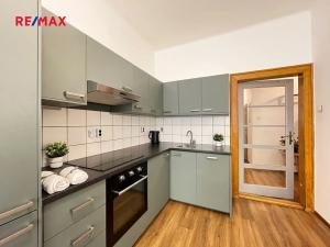 Pronájem bytu 1+1, Praha - Košíře, Mahenova, 48 m2