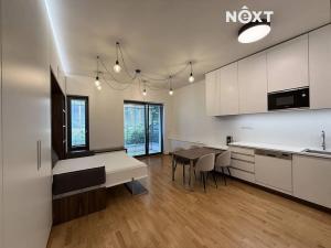 Pronájem bytu 1+kk, Praha - Hlubočepy, Devonská, 39 m2