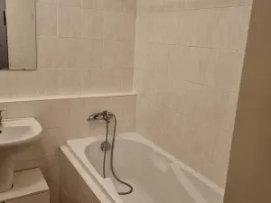 Pronájem bytu 1+kk, Praha - Hlubočepy, Silurská, 42 m2