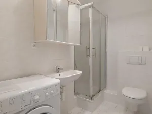 Pronájem bytu 1+kk, Praha - Hlubočepy, Silurská, 32 m2