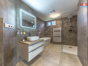 Prodej rodinného domu, Jindřichovice pod Smrkem, 205 m2
