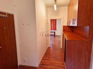 Pronájem bytu 2+1, Praha - Košíře, Cetyňská, 67 m2