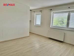 Pronájem bytu 2+kk, Plzeň, K Dolovu, 68 m2
