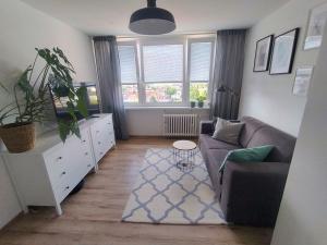 Prodej bytu 3+kk, Praha - Horní Počernice, Běluňská, 74 m2