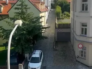 Pronájem bytu 2+kk, Praha - Břevnov, Šlikova, 50 m2