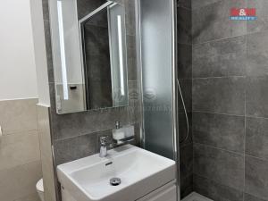 Pronájem bytu 1+kk, Zlín, Bratří Jaroňků, 28 m2