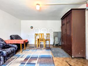 Prodej chaty, Káraný, 35 m2