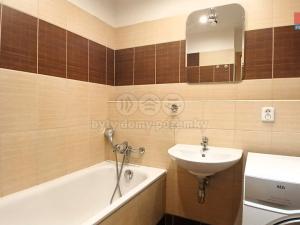 Pronájem bytu 2+kk, Praha - Krč, Hornokrčská, 54 m2