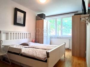 Pronájem bytu 2+kk, Praha - Krč, Hornokrčská, 54 m2