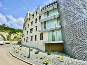 Pronájem bytu 2+kk, Brno, Bystrcká, 56 m2