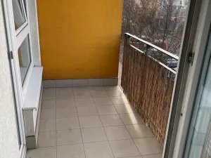 Pronájem bytu 2+kk, Praha - Vysočany, Kabešova, 56 m2