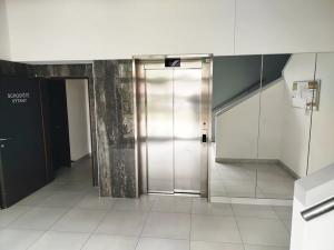 Prodej bytu 2+kk, Praha - Dolní Měcholupy, Honzíkova, 54 m2