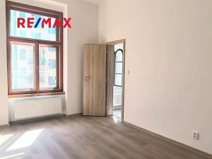 Pronájem bytu 3+kk, Praha - Vinohrady, Bělehradská, 74 m2