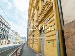 Prodej bytu 2+kk, Praha - Smíchov, Plzeňská, 45 m2