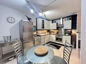 Pronájem bytu 3+kk, Praha - Kobylisy, Štíbrova, 74 m2